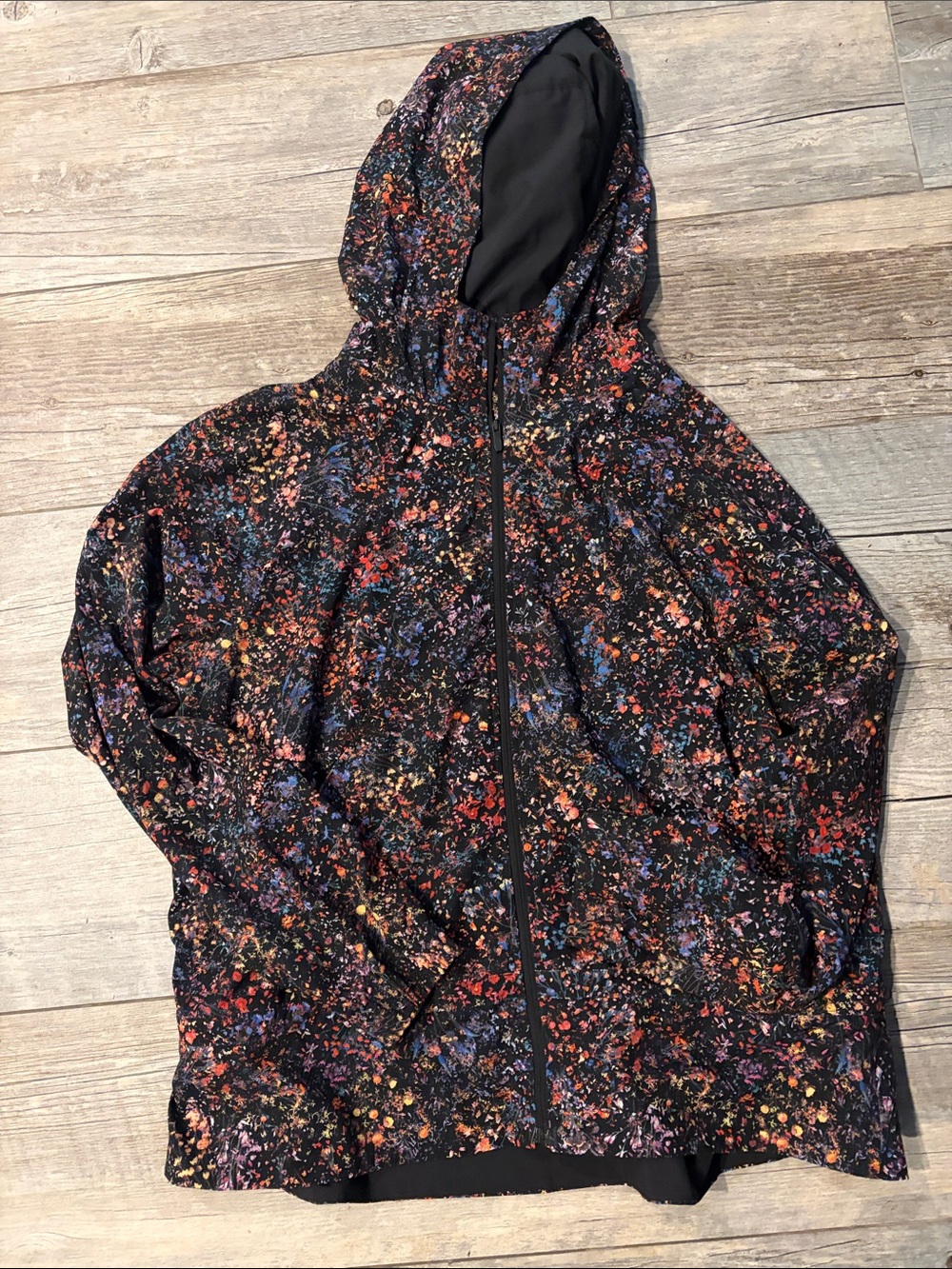 Lululemon packable black floral rain jacket Sz 12